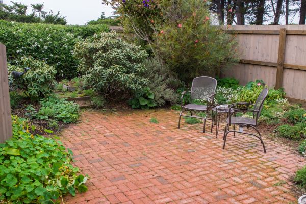 Brick Patio Repair in Everett