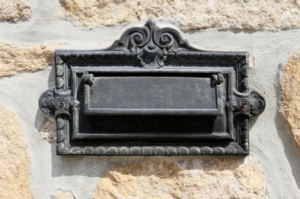 Stone Mailbox Repair in Everett